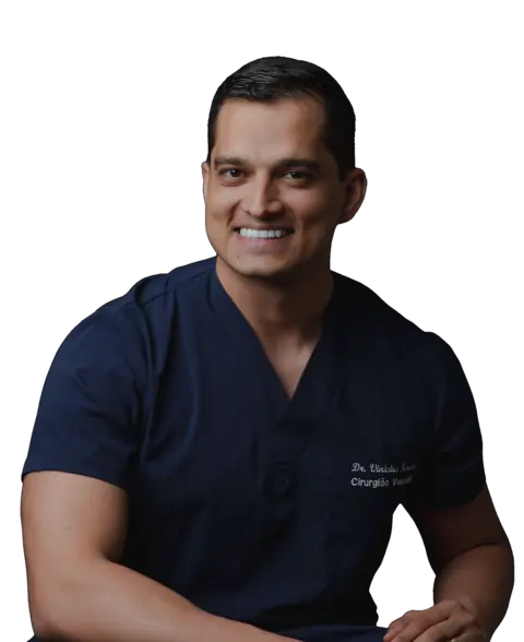 Dr. Vinícius Souza, cirurgião vascular